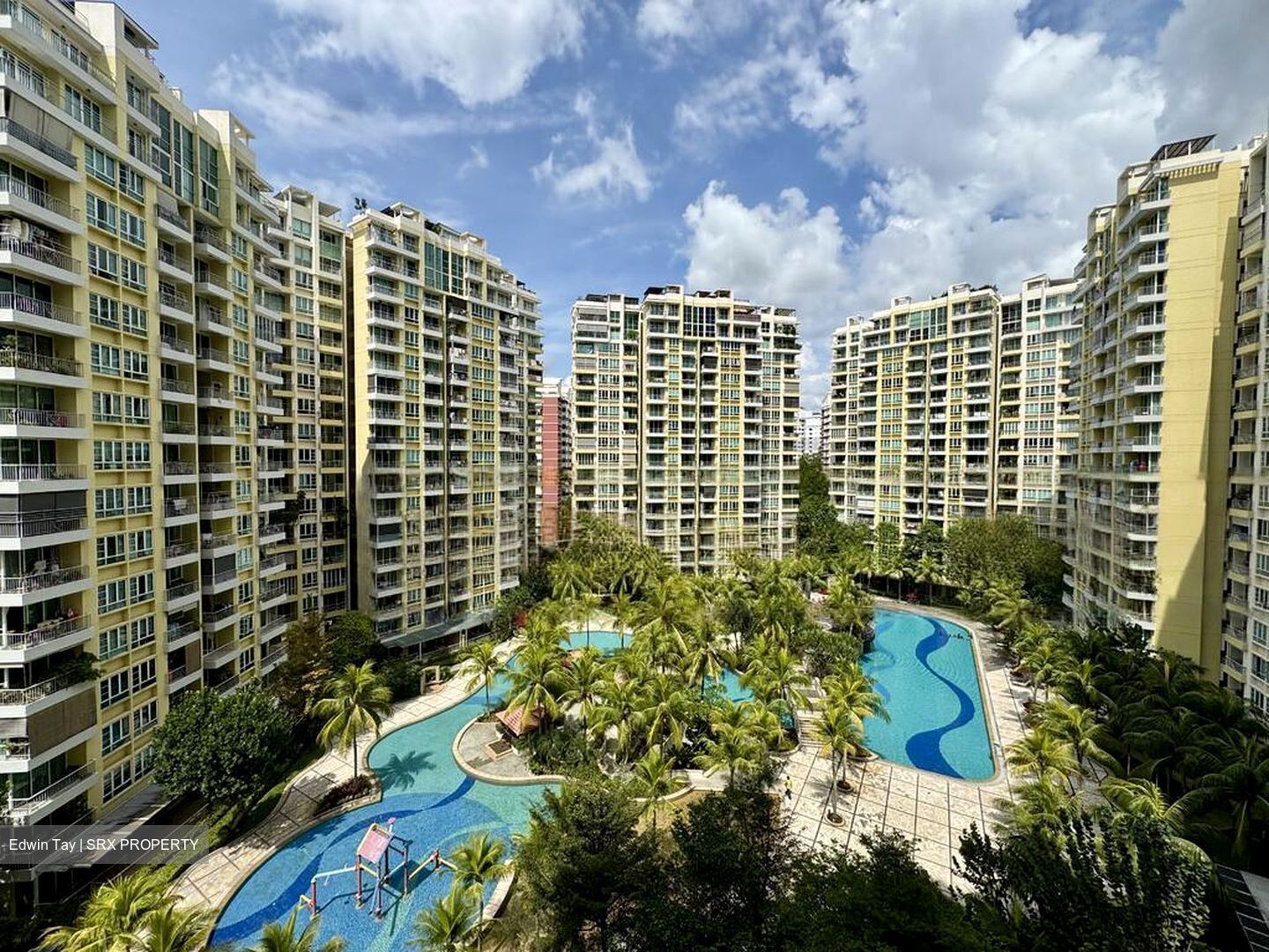 Ris Grandeur (D18), Condominium #490395321